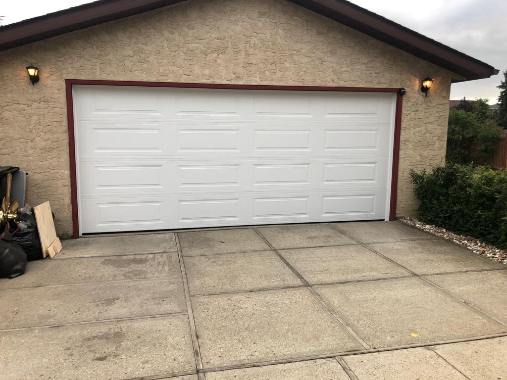 garage doors repair 24/7 in ​Spruce Grove